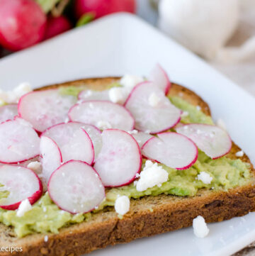 how to make avocado toast with radish